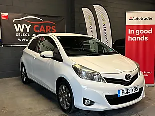 Used 2013 Toyota Yaris Sr White - Interior and Exterior details 6