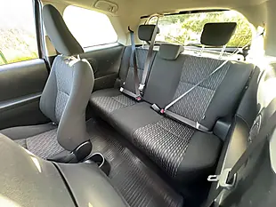 Used 2013 Toyota Yaris T2 Blue - Interior and Exterior details 11