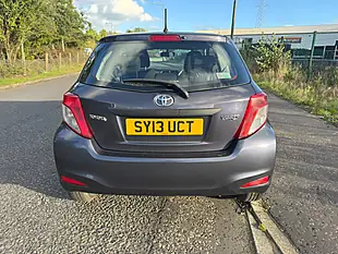 Used 2013 Toyota Yaris T2 Blue - Interior and Exterior details 7