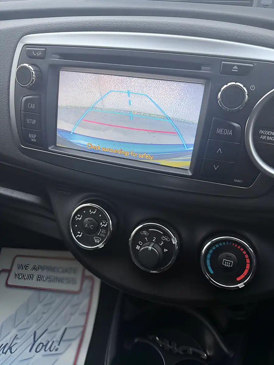Used 2013 Toyota Yaris Tr Blue - Interior and Exterior details 8