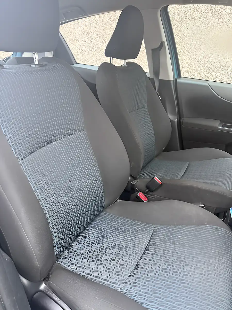 Used 2013 Toyota Yaris Tr Blue - Interior and Exterior details 9