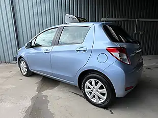 Used 2013 Toyota Yaris Tr Blue - Interior and Exterior details 12