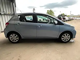 Used 2013 Toyota Yaris Tr Blue - Interior and Exterior details 14