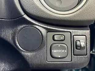 Used 2013 Toyota Yaris Tr Blue - Interior and Exterior details 18