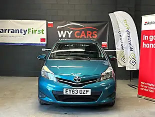Used 2013 Toyota Yaris Tr Blue - Interior and Exterior details 2