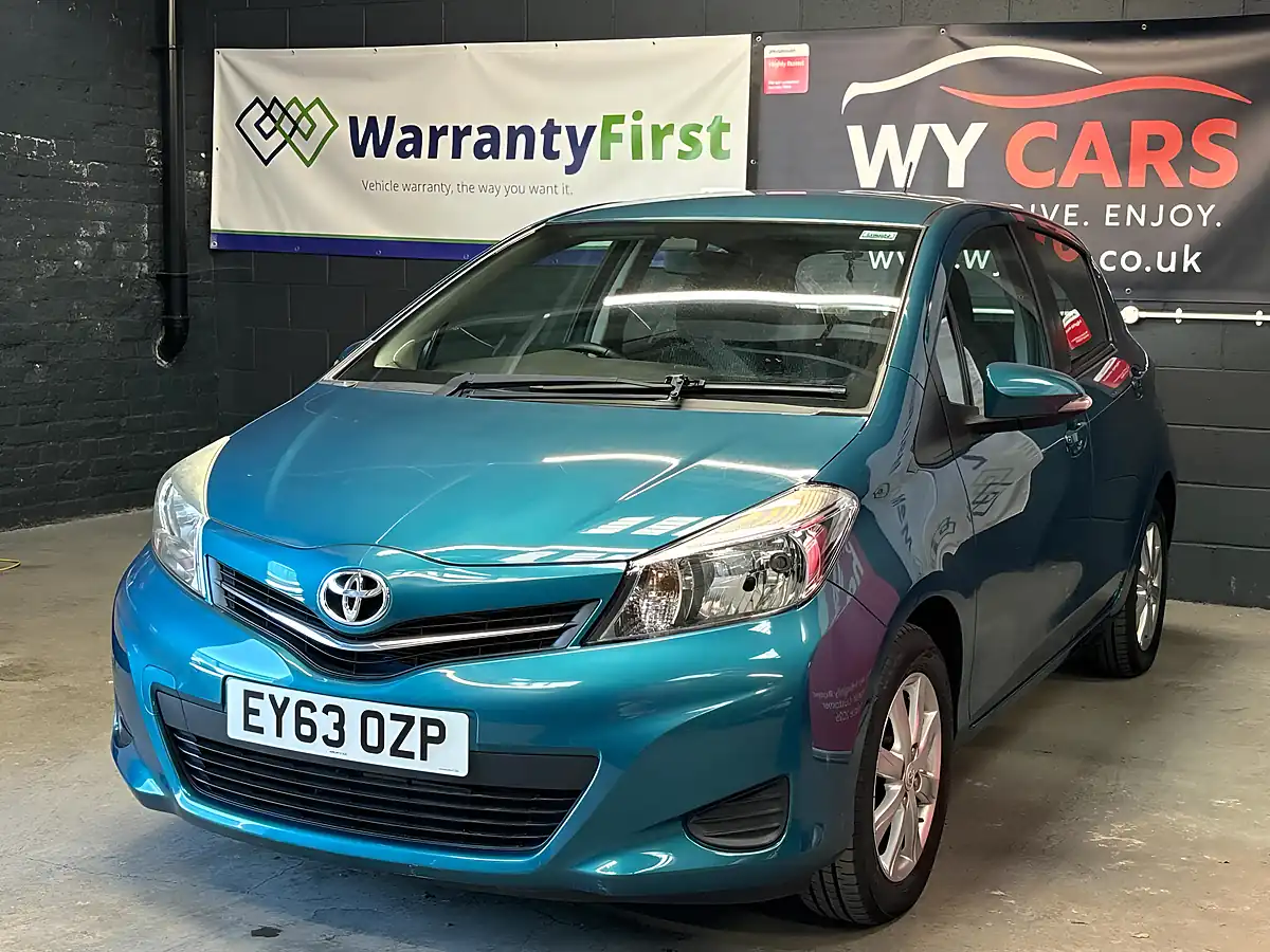 Used 2013 Toyota Yaris Tr Blue - Interior and Exterior details 3