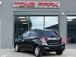 Used 2013 Toyota Yaris Tr Multidrive S Black - Interior and Exterior details 5