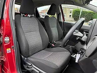 Used 2013 Toyota Yaris Tr Red - Interior and Exterior details 10
