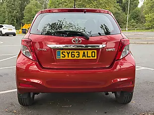 Used 2013 Toyota Yaris Tr Red - Interior and Exterior details 4
