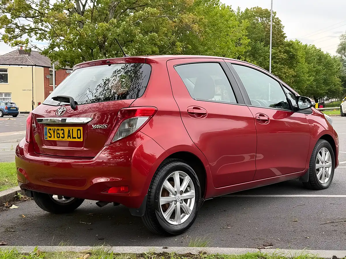 Used 2013 Toyota Yaris Tr Red - Interior and Exterior details 6