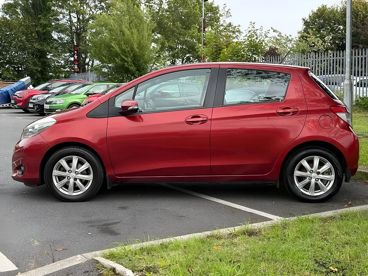 Used 2013 Toyota Yaris Tr Red - Interior and Exterior details 7