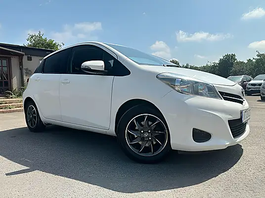 2013 Toyota Yaris 1.0 VVT-i TR