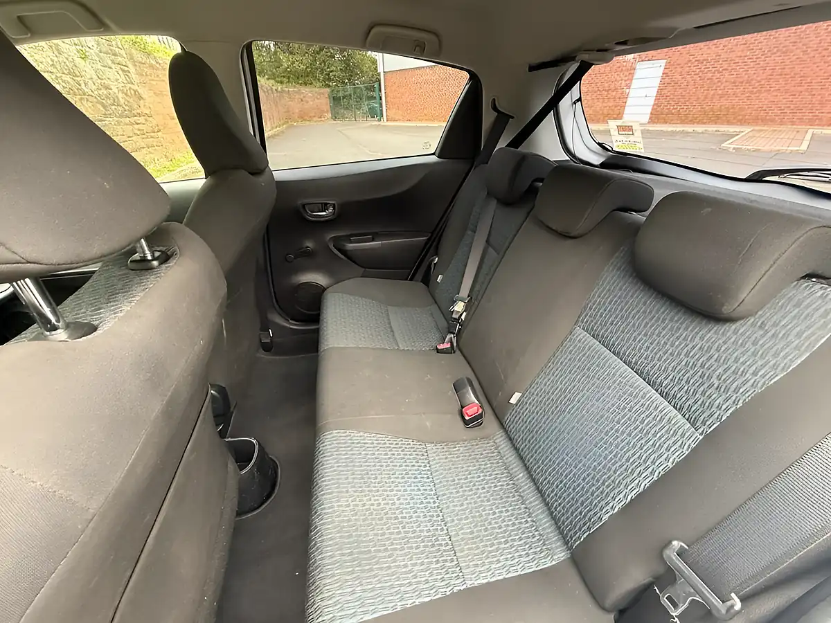 Used 2013 Toyota Yaris Tr White - Interior and Exterior details 12