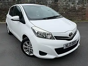 Used 2013 Toyota Yaris Tr White - Interior and Exterior details 3