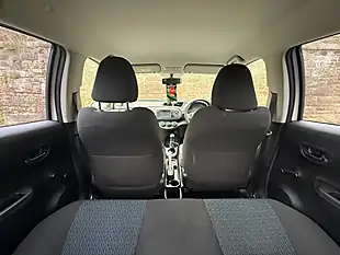 Used 2013 Toyota Yaris Tr White - Interior and Exterior details 9