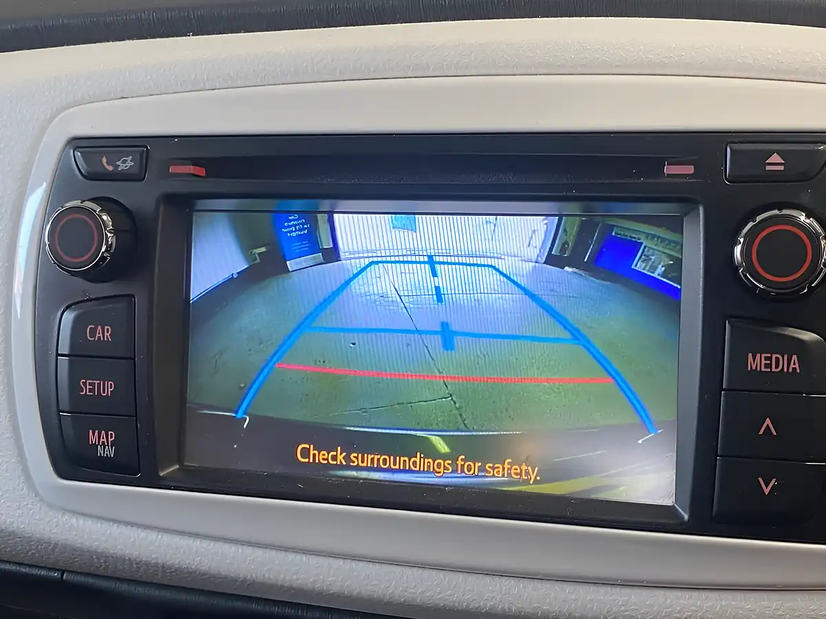 Used 2013 Toyota Yaris Trend Grey - Interior and Exterior details 10
