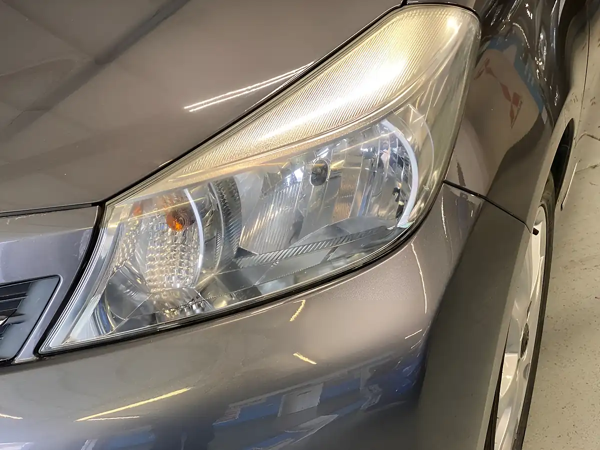 Used 2013 Toyota Yaris Trend Grey - Interior and Exterior details 20