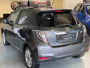 Used 2013 Toyota Yaris Trend Grey - Interior and Exterior details 6