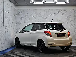 Used 2013 Toyota Yaris Trend White - Interior and Exterior details 7