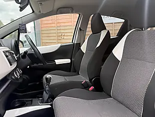 Used 2013 Toyota Yaris Trend White - Interior and Exterior details 18