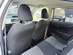 Used 2013 Toyota Yaris Trend White - Interior and Exterior details 17