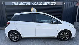 Used 2013 Toyota Yaris Trend White - Interior and Exterior details 4