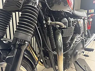 Used 2013 Triumph Bonneville Black & Gold - Interior and Exterior details 11