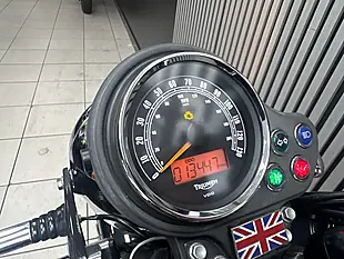 Used 2013 Triumph Bonneville Black & Gold - Interior and Exterior details 9
