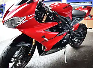 Used 2013 Triumph Daytona 675 Super Sports Red - Interior and Exterior details 14