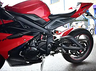 Used 2013 Triumph Daytona 675 Super Sports Red - Interior and Exterior details 18