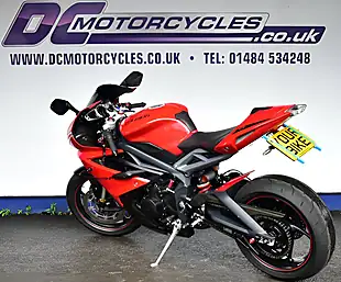 Used 2013 Triumph Daytona 675 Super Sports Red - Interior and Exterior details 6