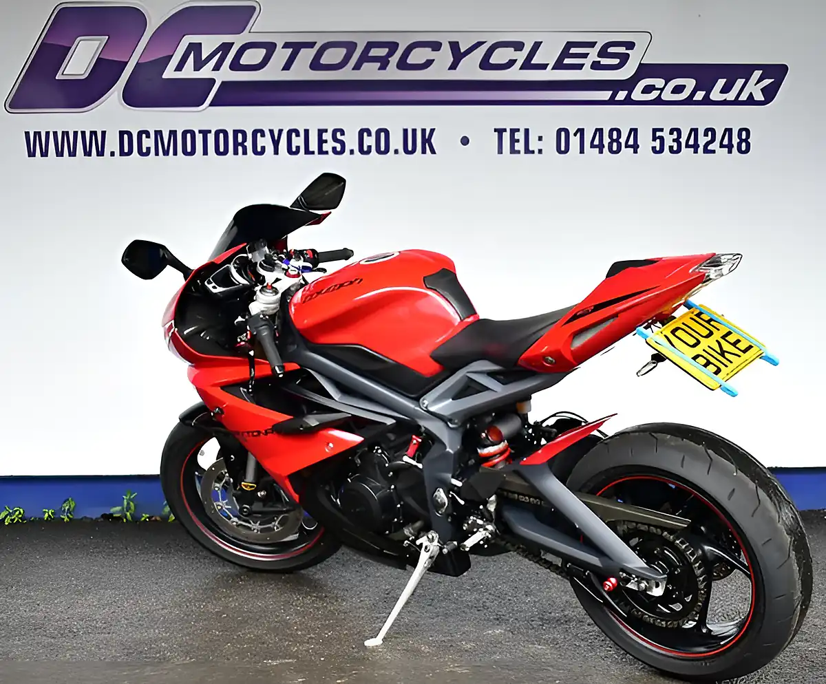 Used 2013 Triumph Daytona 675 Super Sports Red - Interior and Exterior details 6
