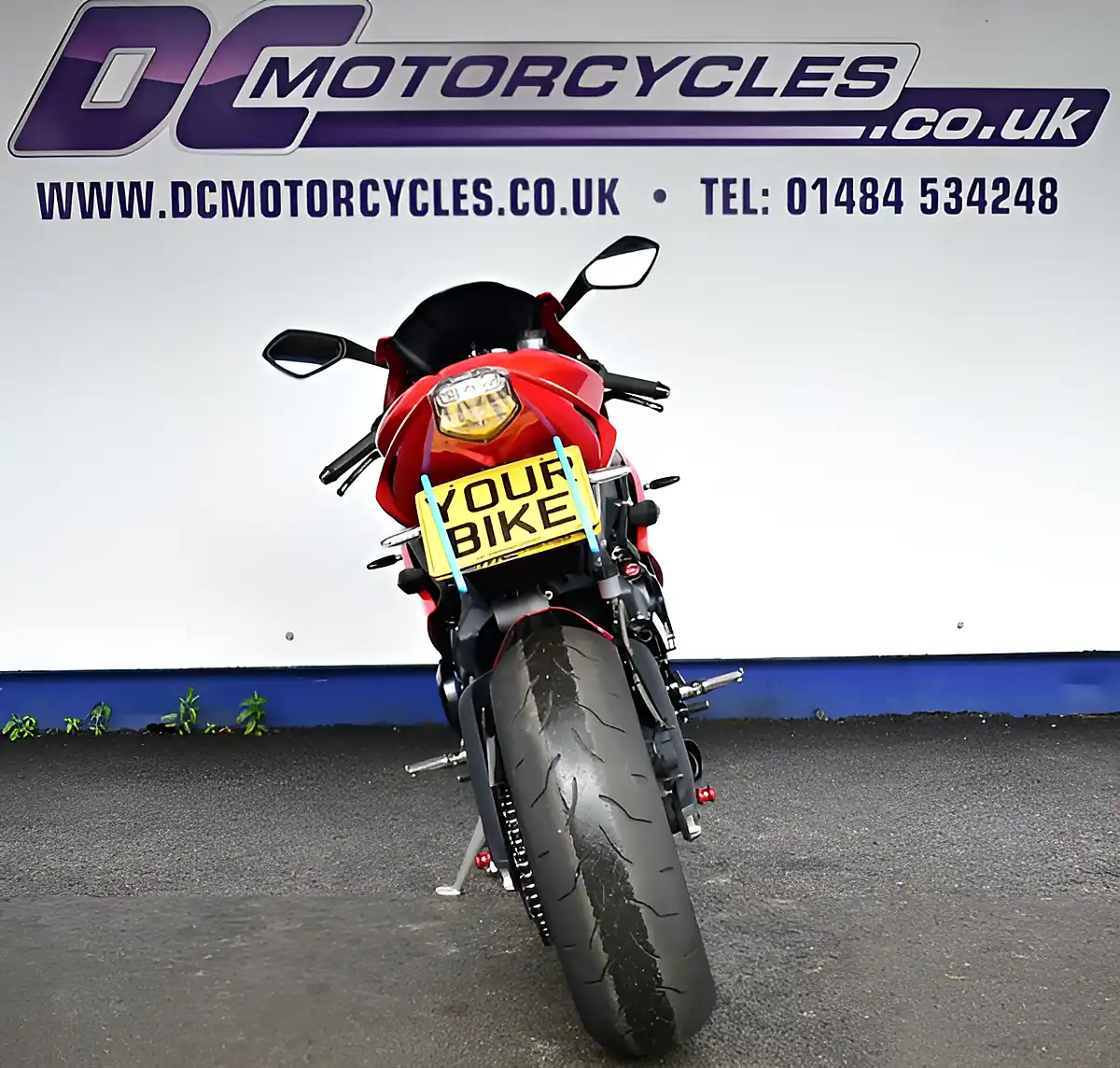 Used 2013 Triumph Daytona 675 Super Sports Red - Interior and Exterior details 7