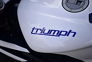 Used 2013 Triumph Daytona 675 Super Sports White - Interior and Exterior details 15