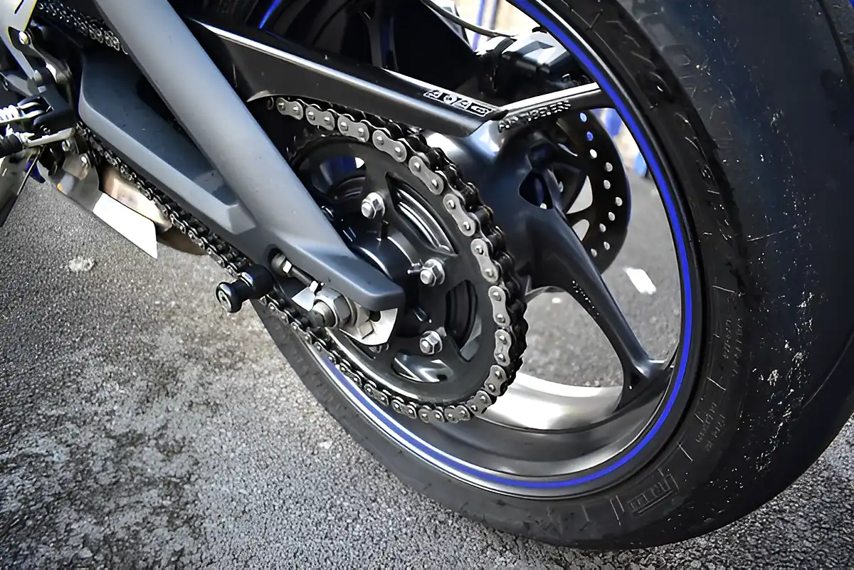 Used 2013 Triumph Daytona 675 Super Sports White - Interior and Exterior details 18