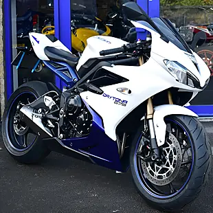 Used 2013 Triumph Daytona 675 Super Sports White - Interior and Exterior details 2