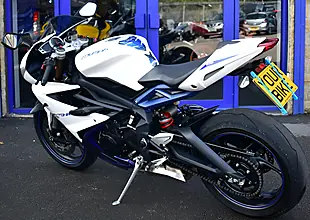 Used 2013 Triumph Daytona 675 Super Sports White - Interior and Exterior details 6