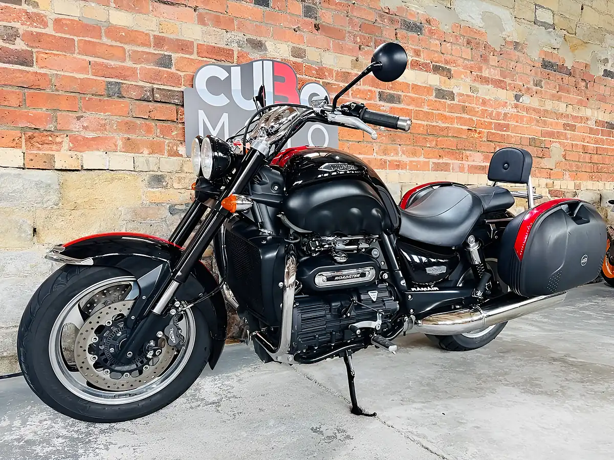 Used 2013 Triumph Rocket Iii Roadster Black - Interior and Exterior details 12