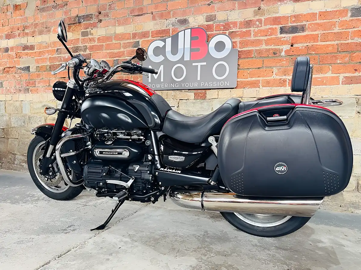 Used 2013 Triumph Rocket Iii Roadster Black - Interior and Exterior details 13