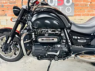 Used 2013 Triumph Rocket Iii Roadster Black - Interior and Exterior details 16