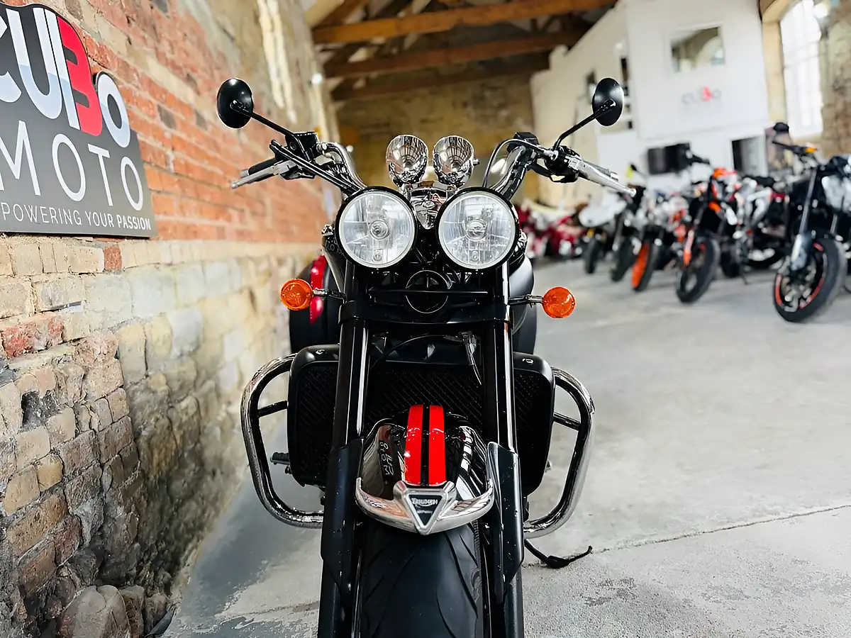 Used 2013 Triumph Rocket Iii Roadster Black - Interior and Exterior details 19