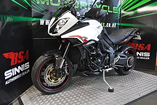 Used 2013 Triumph Tiger 1050 White - Interior and Exterior details 5