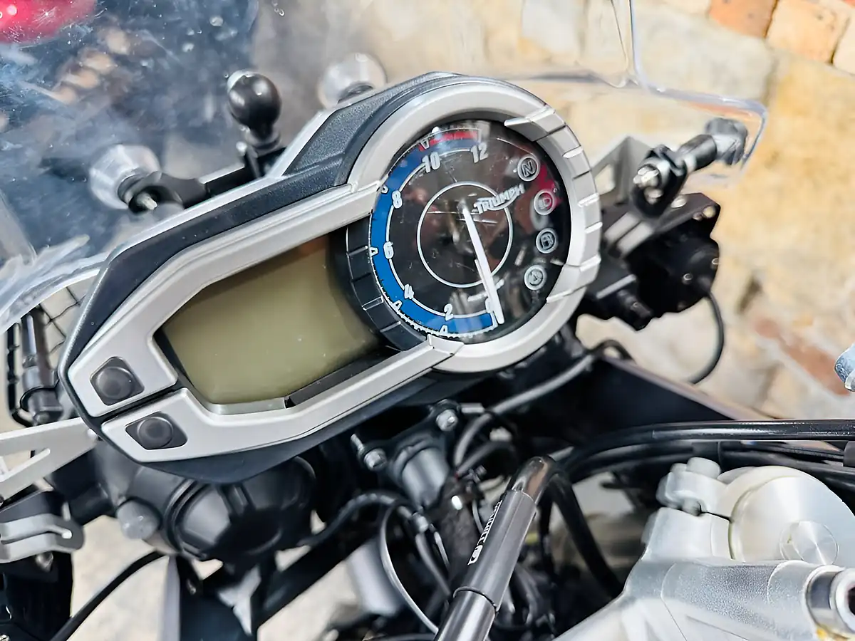 Used 2013 Triumph Tiger 800 Xc Green - Interior and Exterior details 20