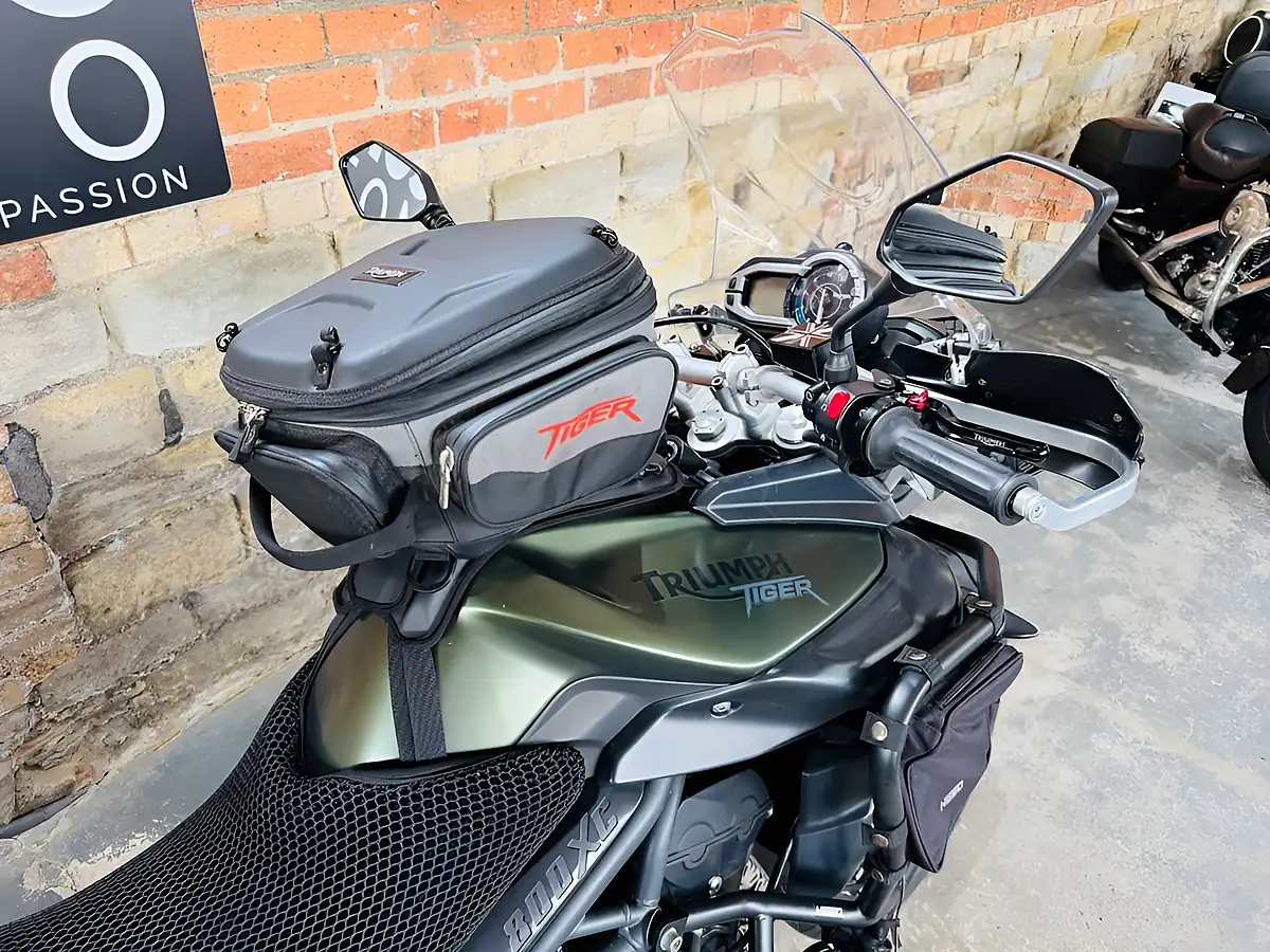 Used 2013 Triumph Tiger 800 Xc Green - Interior and Exterior details 8