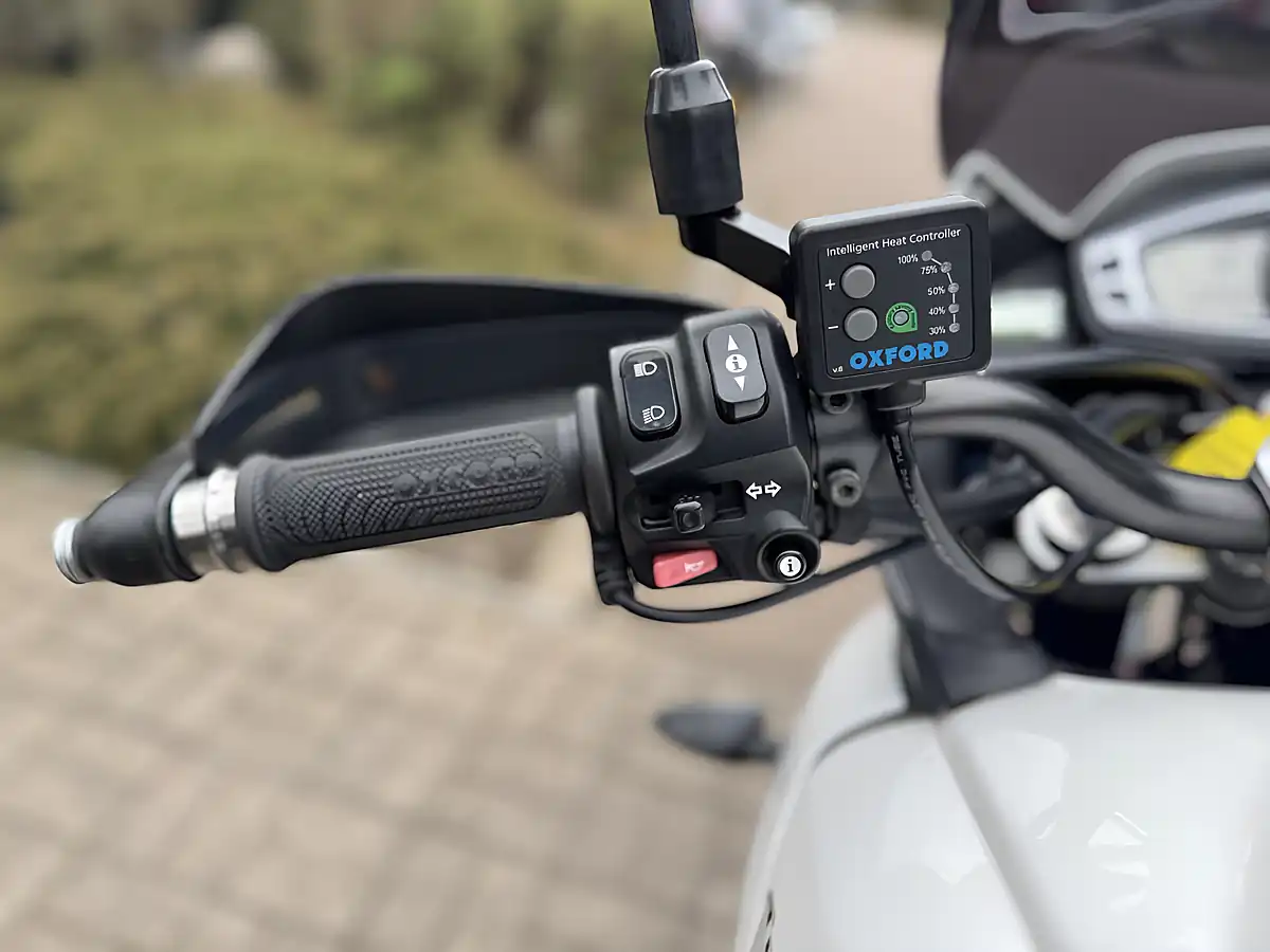Used 2013 Triumph Tiger Sport 1050 White - Interior and Exterior details 11