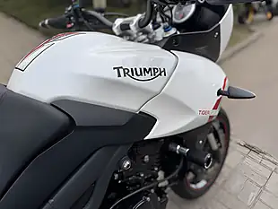 Used 2013 Triumph Tiger Sport 1050 White - Interior and Exterior details 15