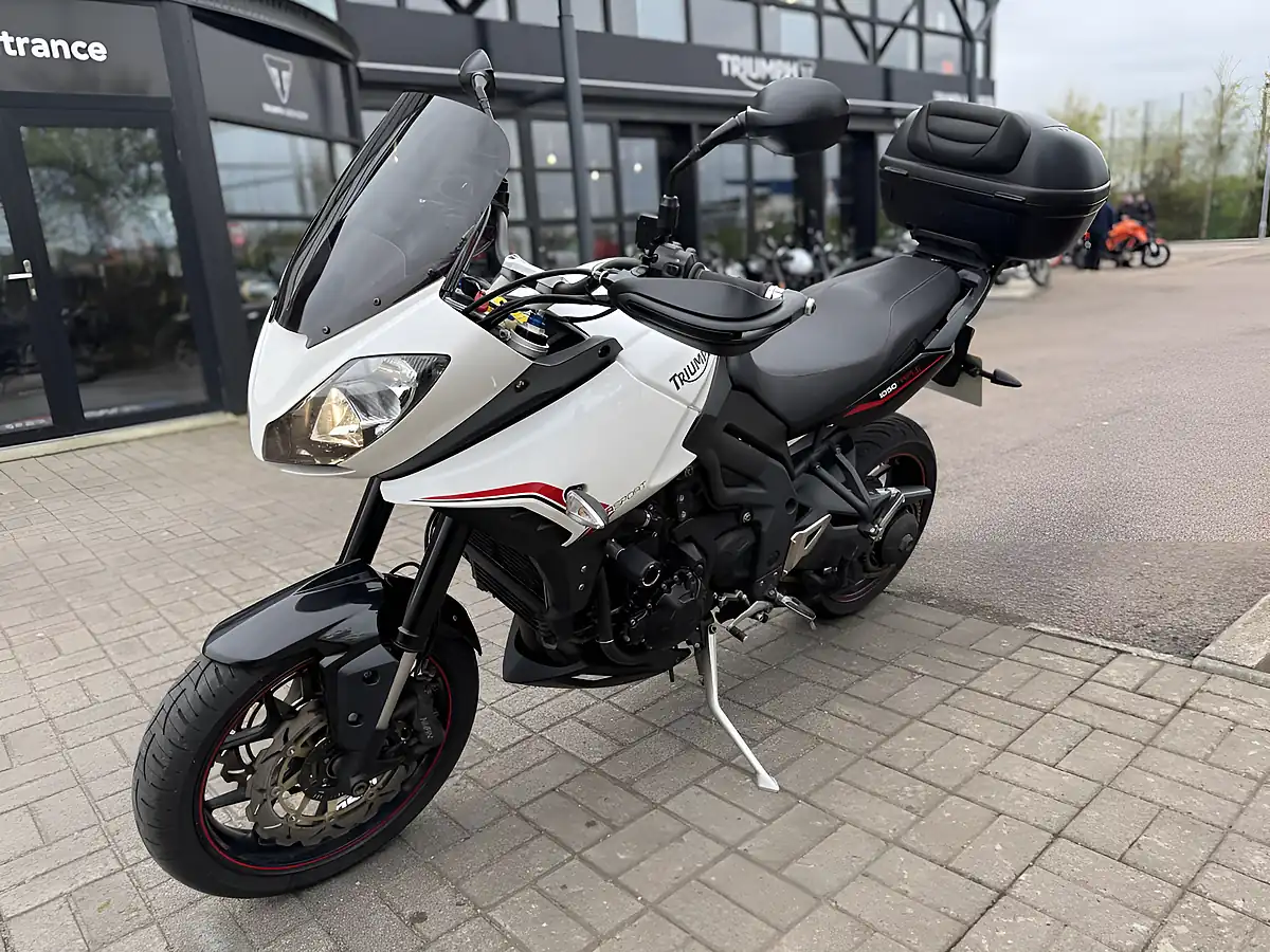 Used 2013 Triumph Tiger Sport 1050 White - Interior and Exterior details 5
