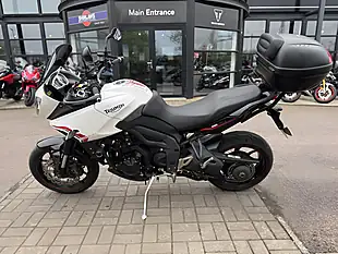 Used 2013 Triumph Tiger Sport 1050 White - Interior and Exterior details 6