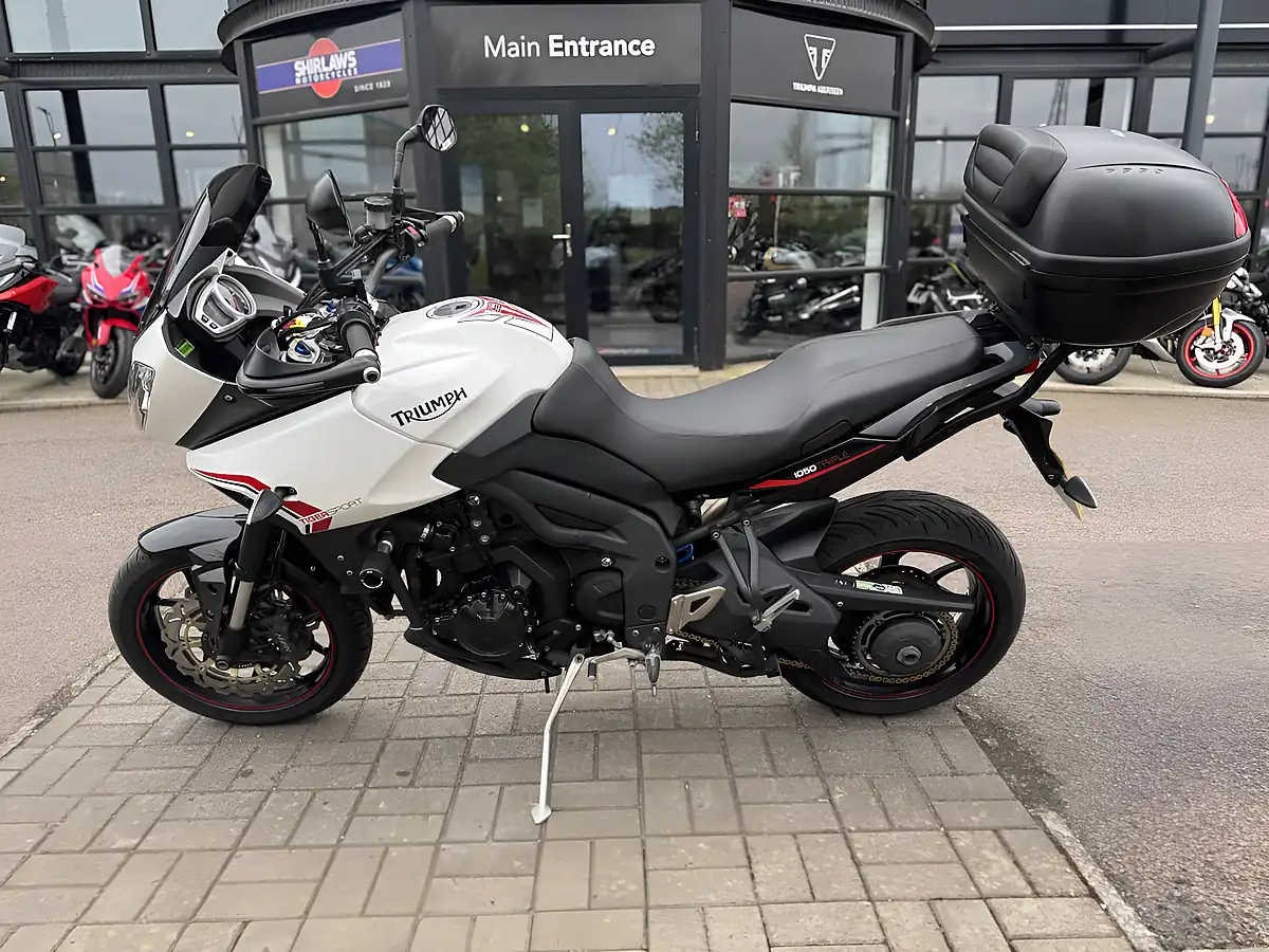 Used 2013 Triumph Tiger Sport 1050 White - Interior and Exterior details 6