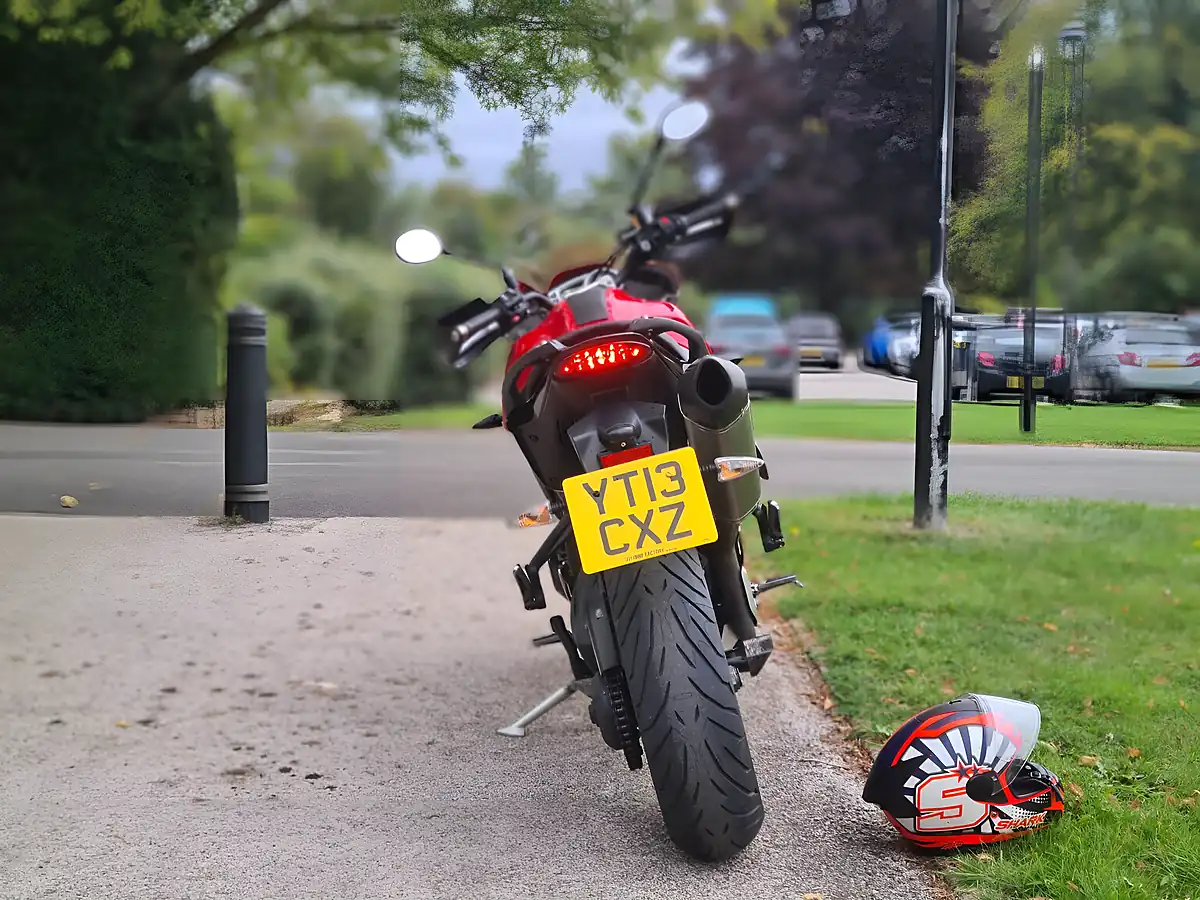 Used 2013 Triumph Tiger Sport Red - Interior and Exterior details 6